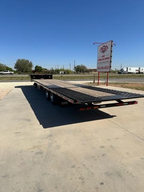new Equipment / Flatbed Trailers Diamond C Trailers  for sale, in Trenton, TX Thumbnail 2