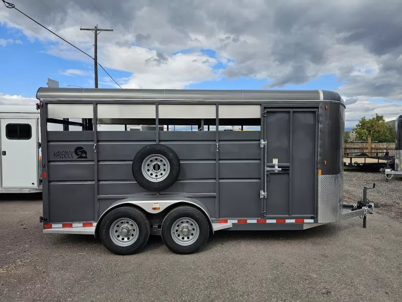 2026 Maverick 17' Bumper Pull Stock Trailer d7zGjonypf9w