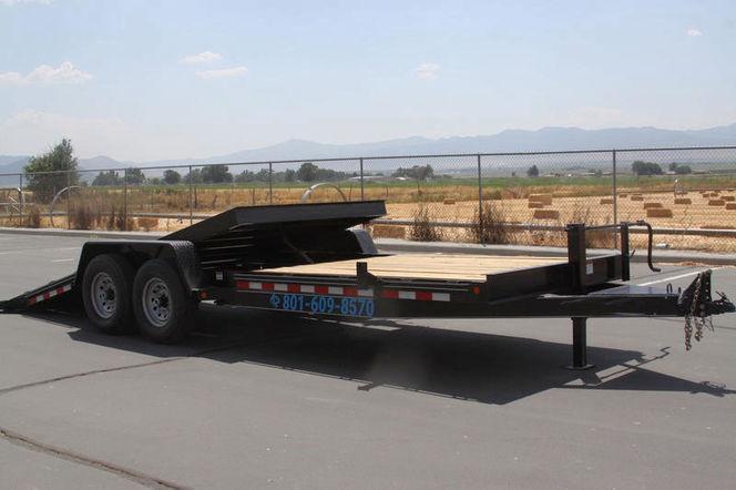 2022 22 ft. 14000lb GVWR Standard Wood Tilt Deck 2022 22 ft. 14000lb GVWR Standard Wood Tilt Deck