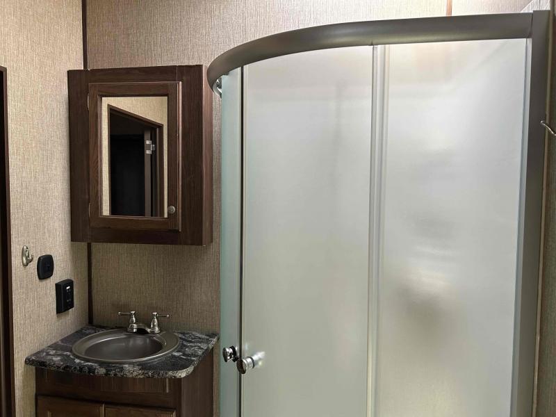 used Fifth Wheel Trailers Keystone RV Sprinter for sale, in Oregon City, OR Thumbnail 24