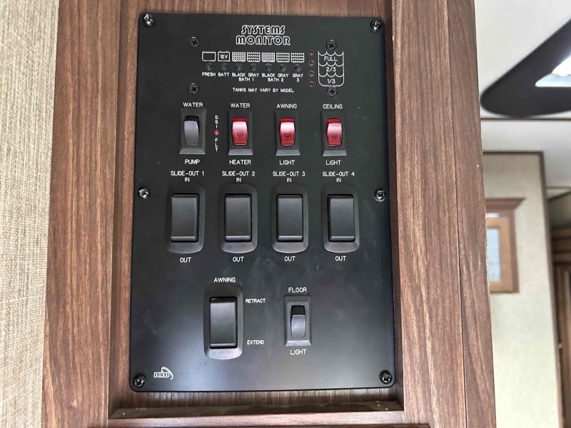 used Fifth Wheel Trailers Keystone RV Sprinter for sale, in Oregon City, OR Thumbnail 8