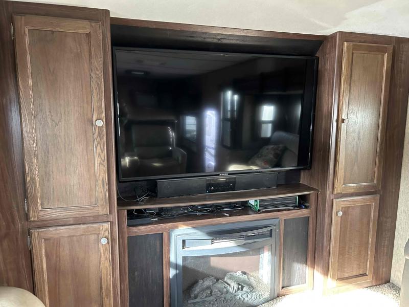 used Fifth Wheel Trailers Keystone RV Sprinter for sale, in Oregon City, OR Thumbnail 16