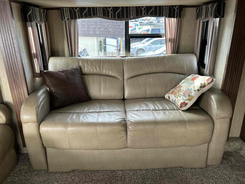 used Fifth Wheel Trailers Keystone RV Sprinter for sale, in Oregon City, OR Thumbnail 13