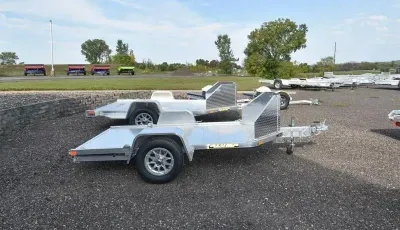 2027 Aluma MC1F
