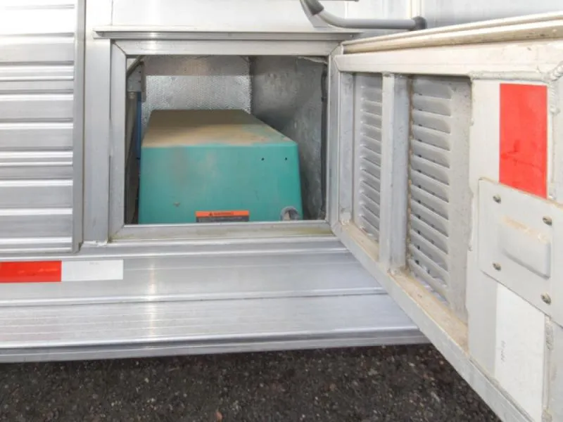 used Horse Trailers C and C Trailers  for sale, in Elk Mound, WI Thumbnail 19