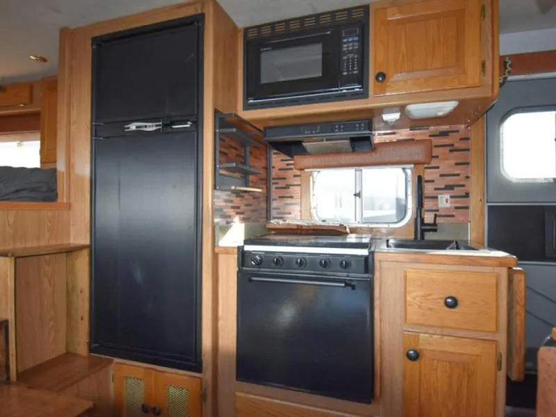 used Horse Trailers C and C Trailers  for sale, in Elk Mound, WI Thumbnail 7