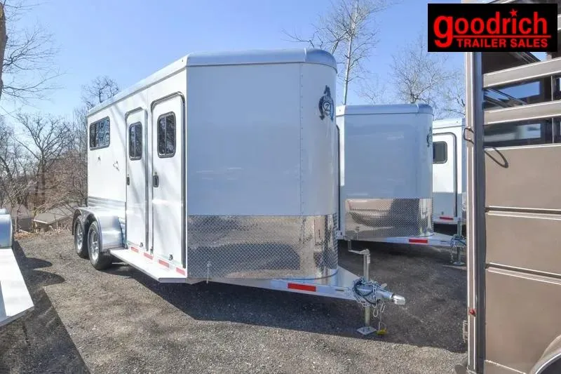 2026 Adam Julite Straight Load 2 Horse w/Dressing Room 