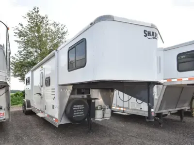 2019 Shadow Getaway 3 Horse