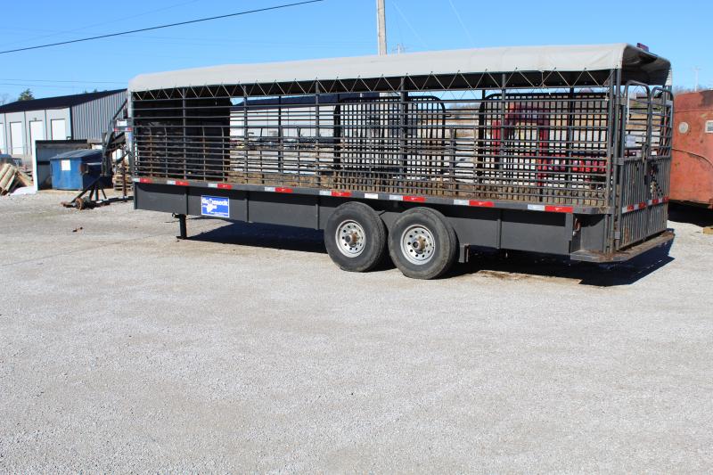 2017 Gooseneck 24' Stock / Stock Combo Trailer 2017 Gooseneck 24' Stock / Stock Combo Trailer