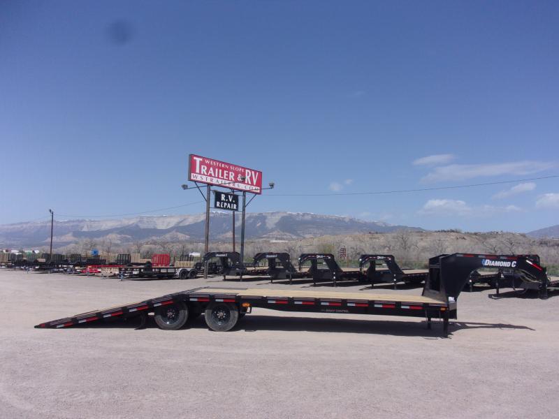2022 Diamond C Trailers FMAX212SS 102"X30' - 12' Hydraulic Dovetail Equipment Trailer 2022 Diamond C Trailers FMAX212SS 102"X30' - 12' Hydraulic Dovetail Equipment Trailer