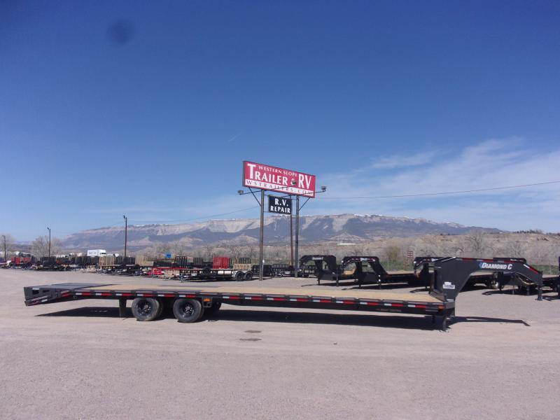2022 Diamond C Trailers FMAX210MRL38X102 - 102"X38' Equipment Trailer 2022 Diamond C Trailers FMAX210MRL38X102 - 102"X38' Equipment Trailer