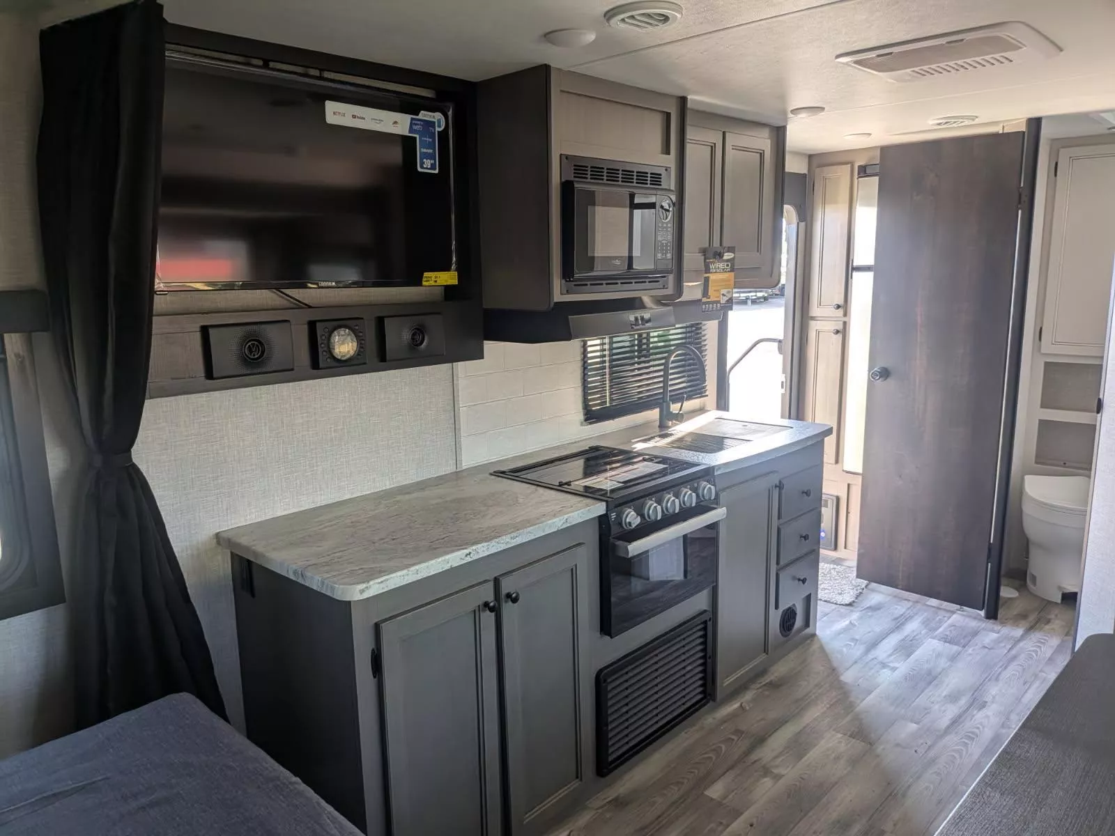 new Travel Trailers Starcraft RV Superlite for sale, in Grand Junction, CO Thumbnail 15