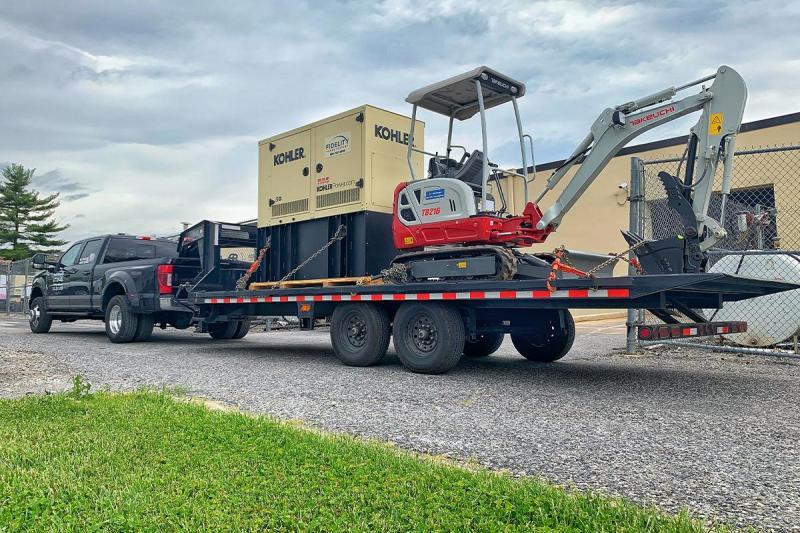 2022 Iron Bull Deckover Tilt Trailer 102 x 30 20K 2022 Iron Bull Deckover Tilt Trailer 102 x 30 20K