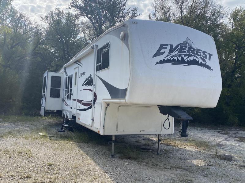 USED 2006 Keystone RV Everest  H45ZdA