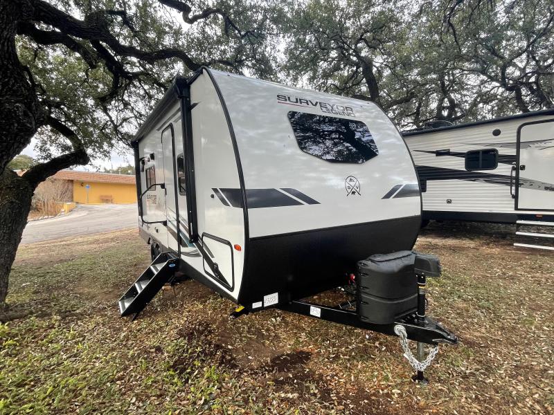 2022 Forest River Surveyor Legend 203RKLE Travel Trailer RV 2022 Forest River Surveyor Legend 203RKLE Travel Trailer RV