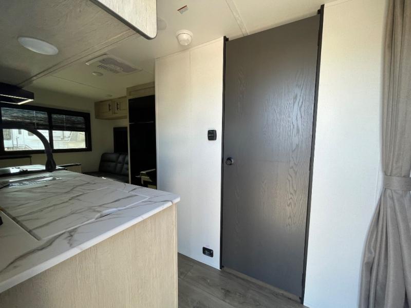 new Travel Trailers Shasta i-5 Edition for sale, in Breckenridge, TX Thumbnail 7