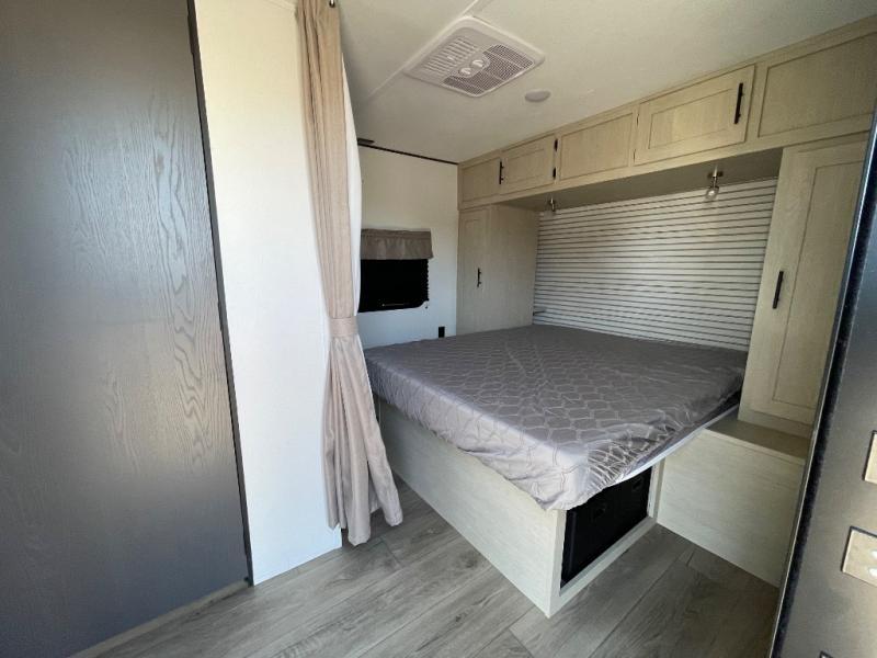 new Travel Trailers Shasta i-5 Edition for sale, in Breckenridge, TX Thumbnail 6