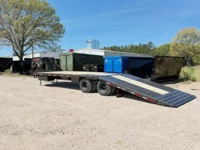 2026 MAXX-D Trailers YDX 32' X 102" Engineered Deckover W/12k axles, Hydraulic Dovetail 
