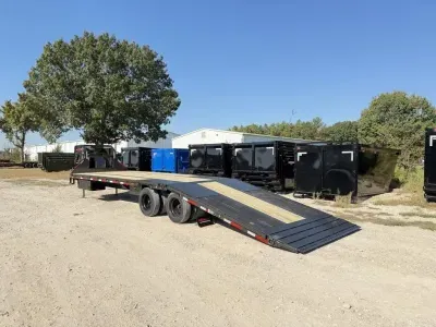 2026 MAXX-D Trailers YDX/YDB 32' X 102" Engineered Deckover W/ 15k axles, Hydraulic dovetail 