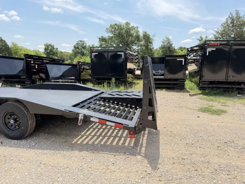 new Equipment / Flatbed Trailers BlackHawk Trailers  for sale, in Wills Point, TX Thumbnail 3