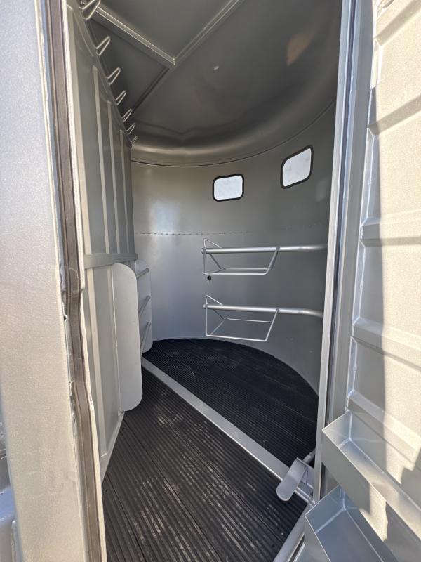 new Horse Trailers GR Trailers  for sale, in Tracy, CA Thumbnail 4