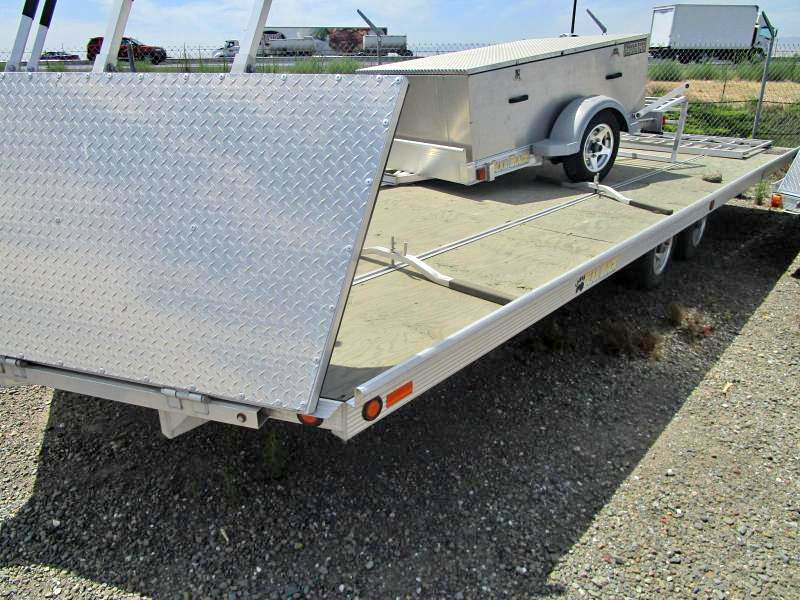 2014 Bear Track 8.5 x 22 Tandem Axle Utility 2014 Bear Track 8.5 x 22 Tandem Axle Utility