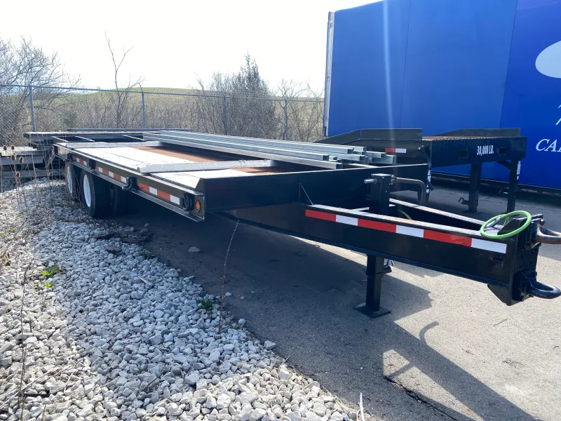 Equipment trailer