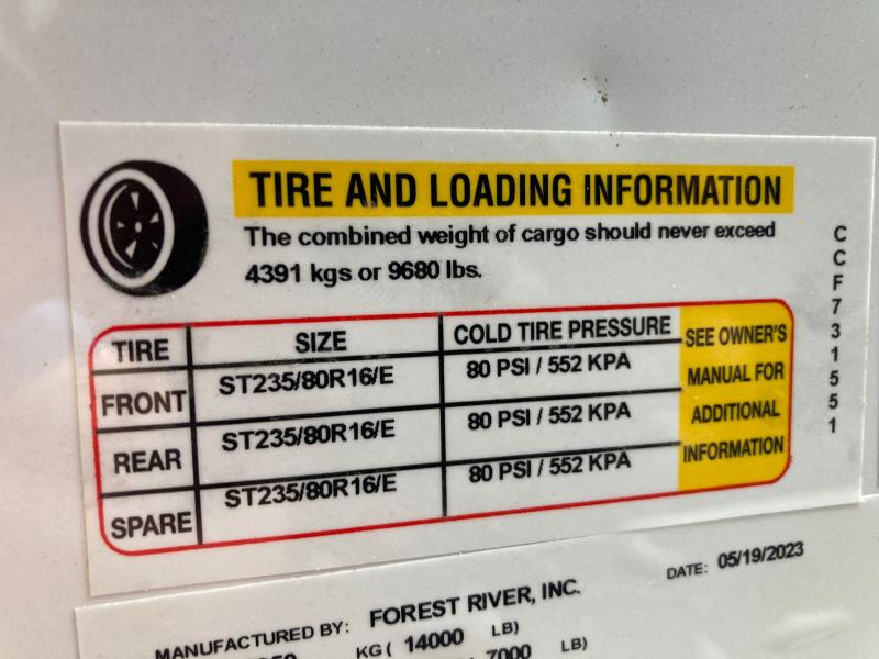 2023 CONTINENTAL CARGO GOOSENECK ENCLOSED TRAILER, 22 FOOT, WITH 14K