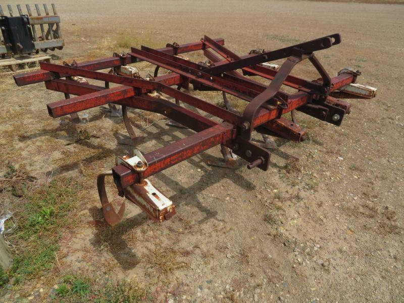 IH 6 Field Cultivator IH 6 Field Cultivator