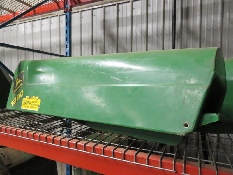 Used John Deere 1290 Endpanel Fender Pair Used John Deere 1290 Endpanel Fender Pair