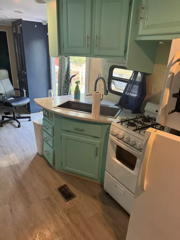 remfg Travel Trailers Forest River Wildwood for sale, in West Greenwich, RI Thumbnail 8