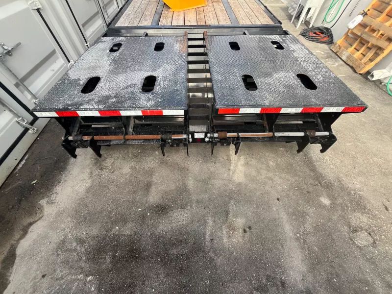 used Equipment / Flatbed Trailers Behnke  for sale, in Pompano Beach, FL Thumbnail 21