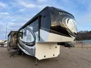 2018 Redwood Redwood 3881ES