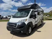 new Camper / RV Forest River  for sale, in Yankton, SD Thumbnail 3
