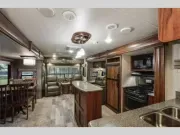 2018 Heartland North Trail 32RETS King