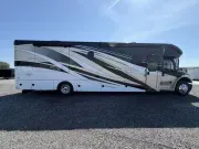 2022 Renegade Verona 40VRB