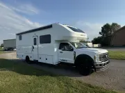 new Camper / RV Renegade  for sale, in Cuba, MO Thumbnail 2