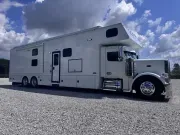 2027 Renegade Peterbilt 589  