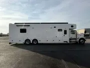 new Camper / RV Showhauler  for sale, in Cuba, MO Thumbnail 3