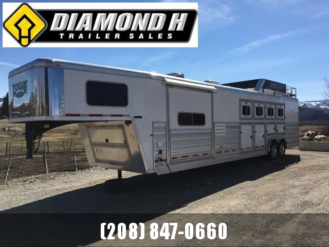 2015 Logan Coach 813 Razor 4H 2015 Logan Coach 813 Razor 4H