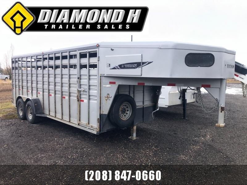 2005 Titan Trailers 20' Stock 2005 Titan Trailers 20' Stock
