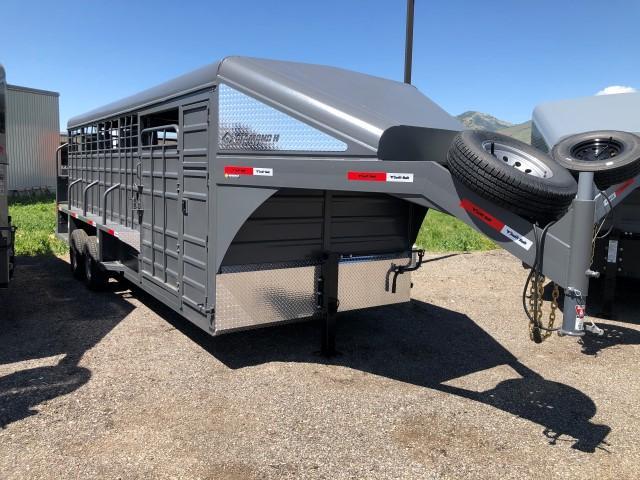 2021 Swift Built Trailers 22' Tack Box Livestock Trailer 2021 Swift Built Trailers 22' Tack Box Livestock Trailer