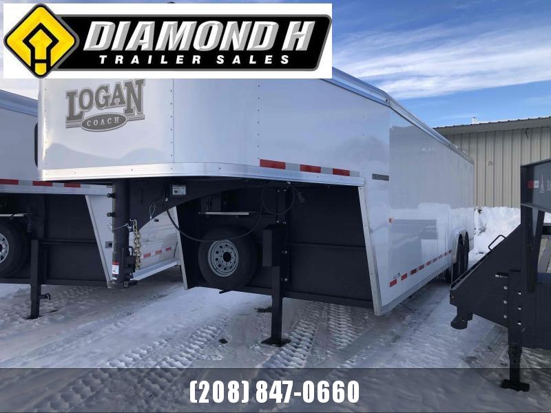 2021 Logan Coach Contractor 24' GN 2021 Logan Coach Contractor 24' GN