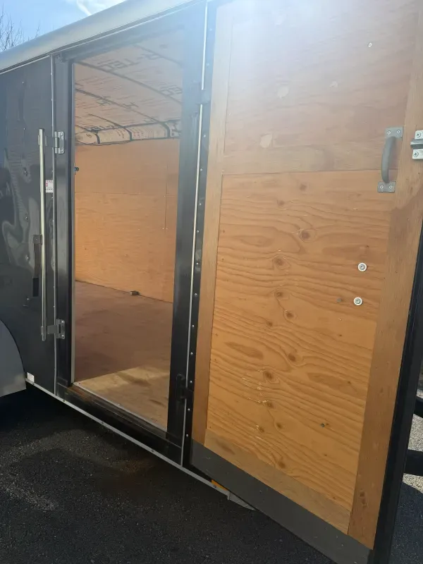 used Cargo (Enclosed) Trailers Interstate  for sale, in Middletown, RI Thumbnail 5