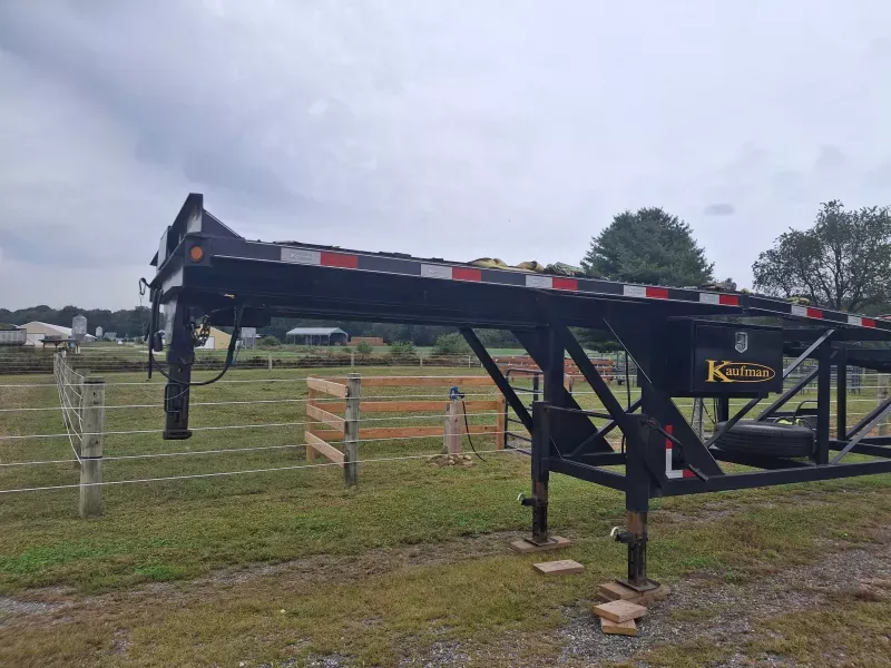 Kaufman 3 Car Wedge Trailer