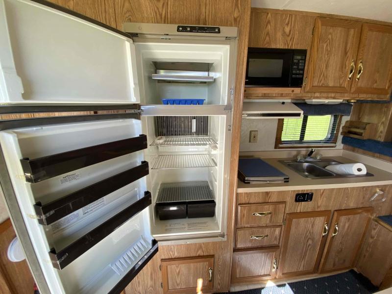 used Horse Trailers Sundowner Trailers  for sale, in Campobello, SC Thumbnail 14