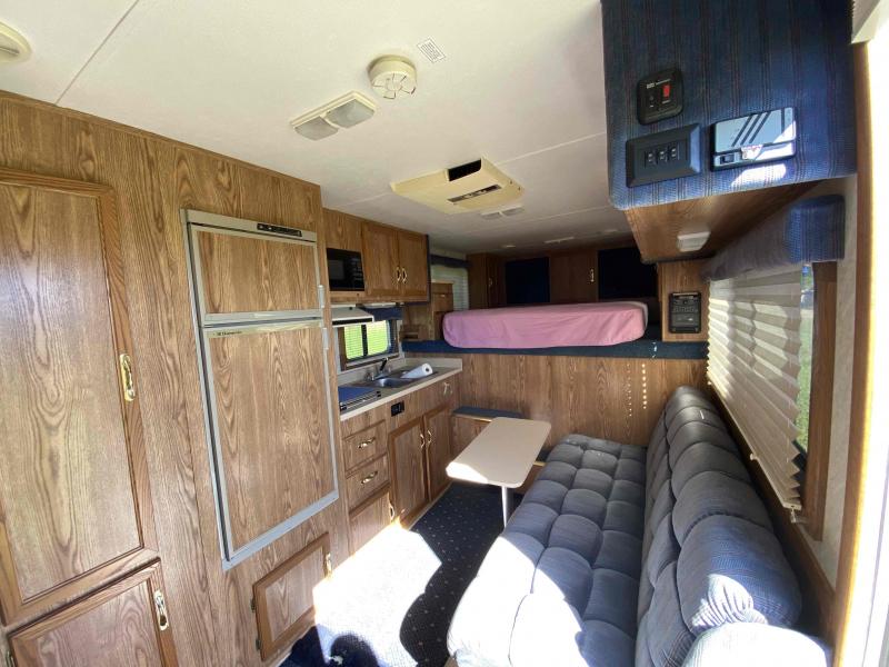 used Horse Trailers Sundowner Trailers  for sale, in Campobello, SC Thumbnail 11