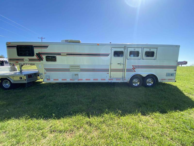 used Horse Trailers Sundowner Trailers  for sale, in Campobello, SC Thumbnail 7