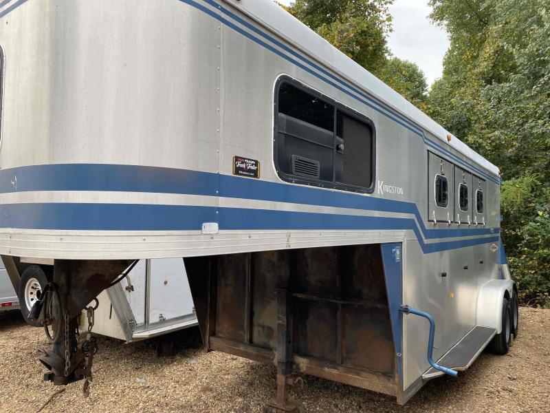 1994 Kingston Trailers Inc. 3 Horse GN Horse Trailer Ken Feagin Truck