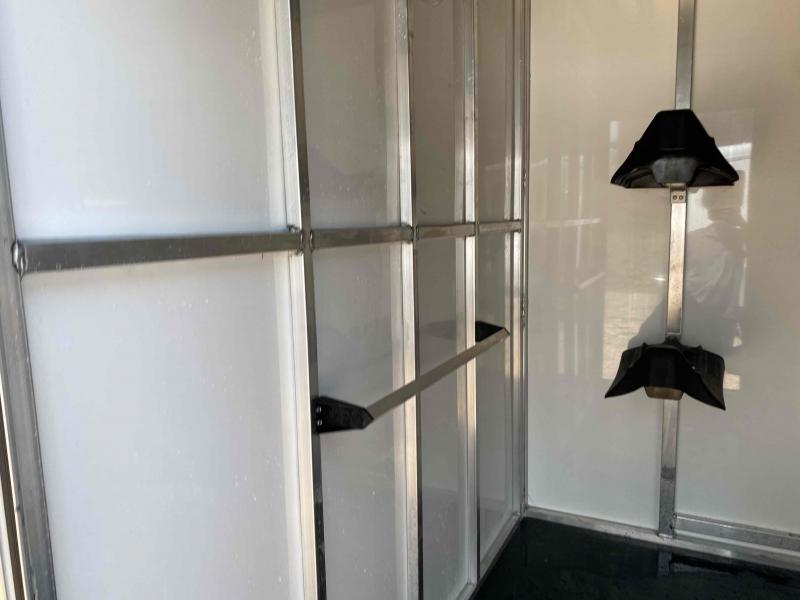 used Horse Trailers Sundowner Trailers  for sale, in Campobello, SC Thumbnail 3